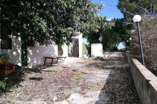 Casotto in campagna su contrada Carancino, Siracusa