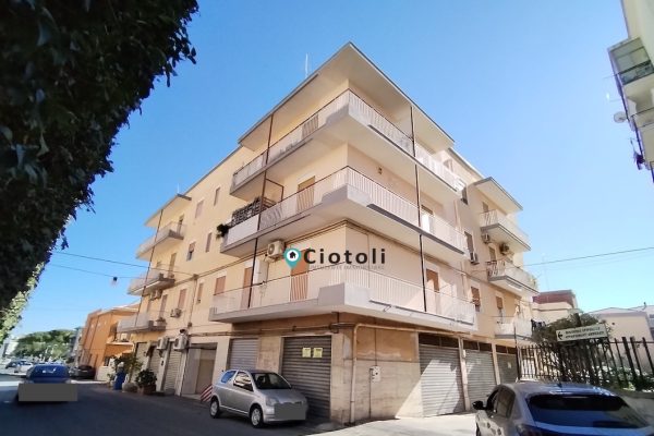 Zona Grotticelle | Appartamento trivani